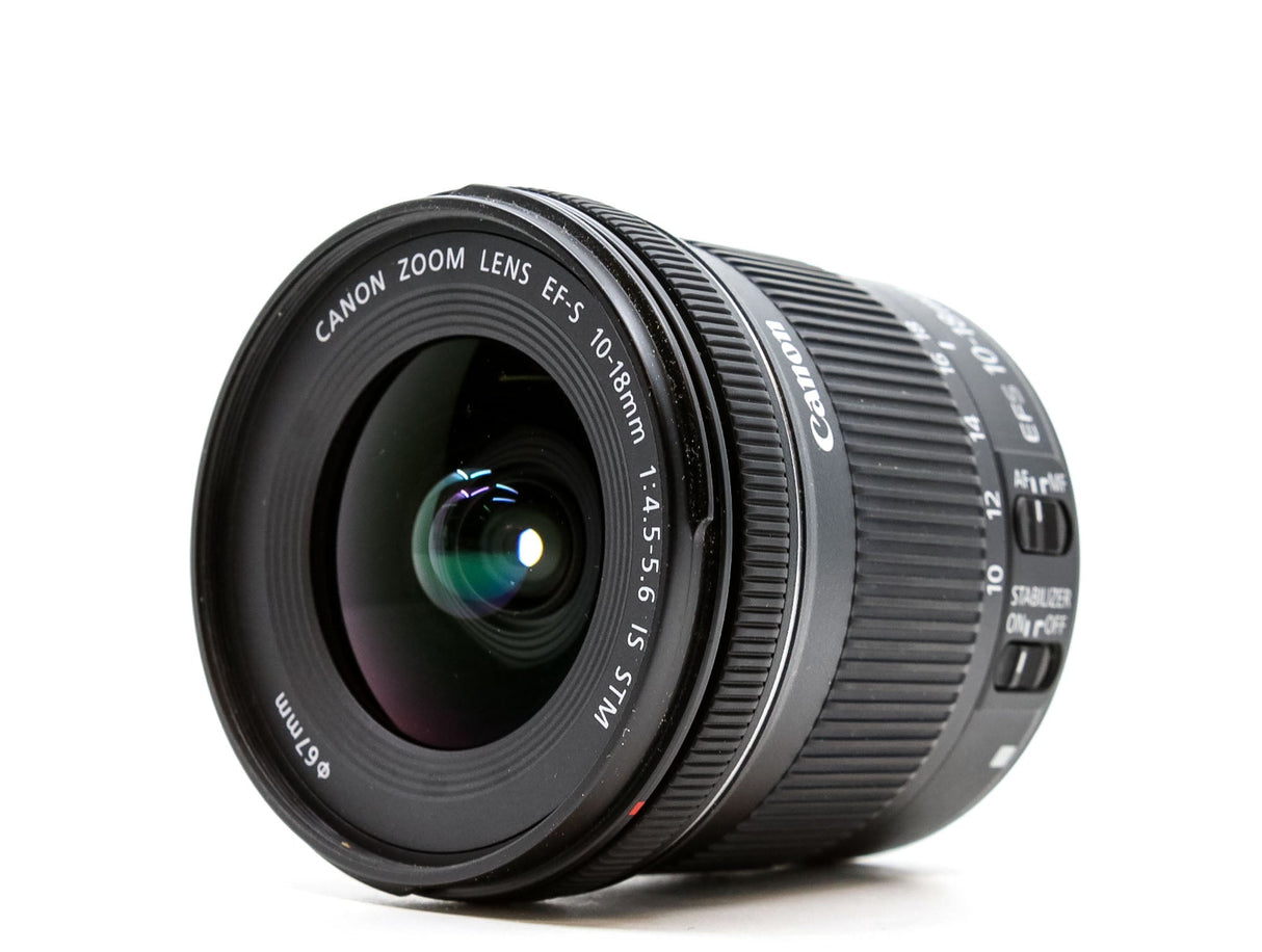 Canon EF-S 10-18mm f/4.5-5.6 IS STM - segunda mano - excelente estado - detalle 2 de 3 - SKU 3797067 - Camera Market