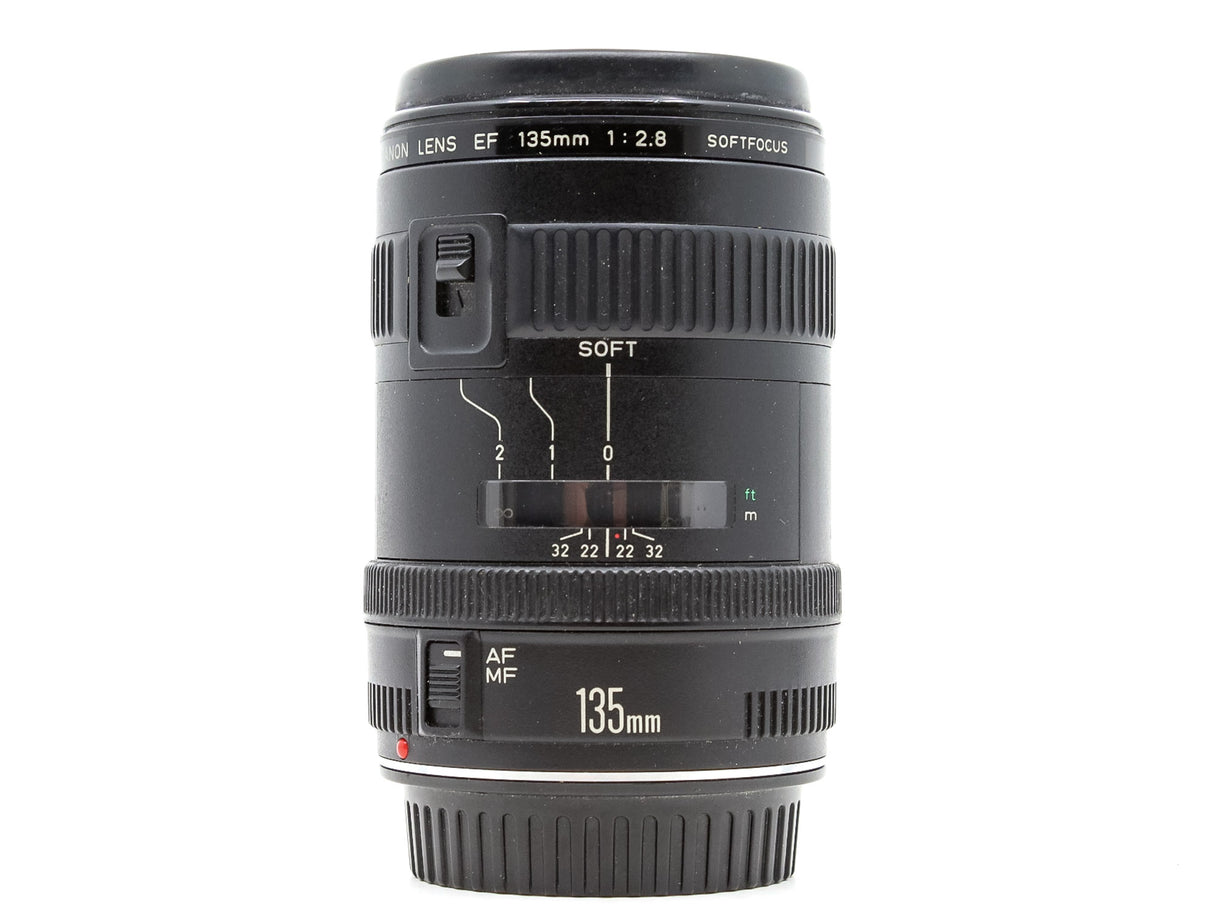 Canon EF 135mm f/2.8 Messa a fuoco morbida