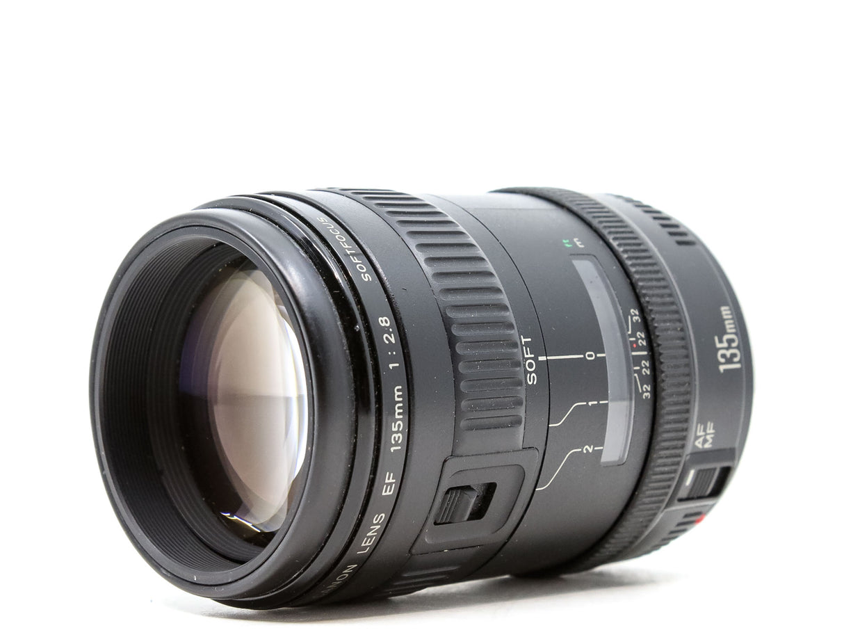Canon EF 135mm f/2.8 Messa a fuoco morbida