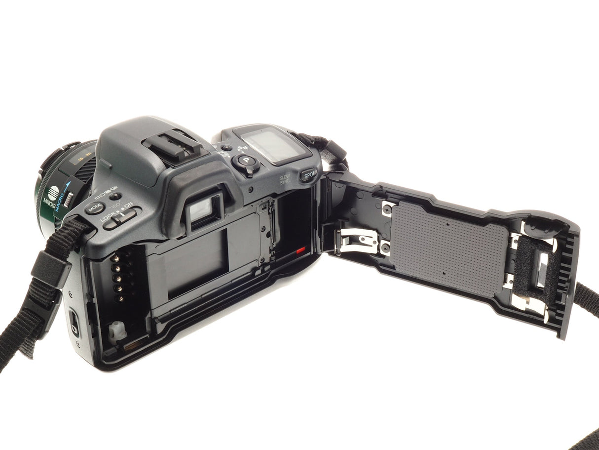 Minolta Dynax 500si Super + zoom AF 35-70 mm f4