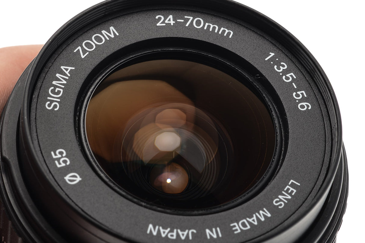 Minolta Dynax 300si + 24-70mm f3.5-5.6 AF asferico