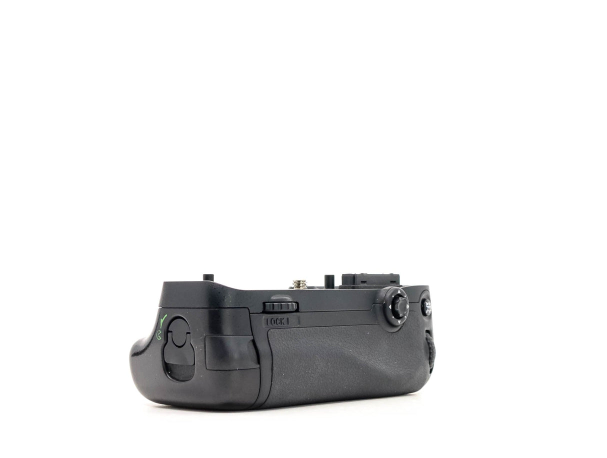 Nikon MB-D15 Battery Grip - segunda mano - excelente estado - detalle 2 de 4 - SKU 3787789 - Camera Market