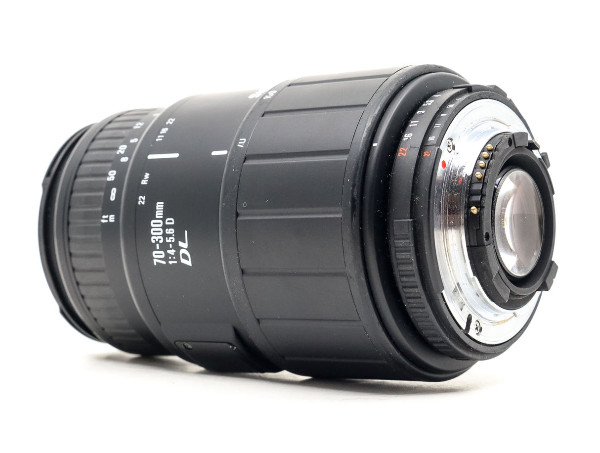 Sigma 70-300mm f/4-5.6D DL Macro Super - Compatibile con Nikon