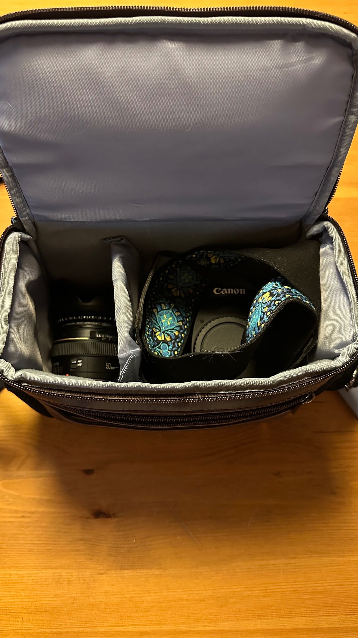 CanonEos 80Dac8ed9a8-1d94-454c-b016-9a537a2310ab