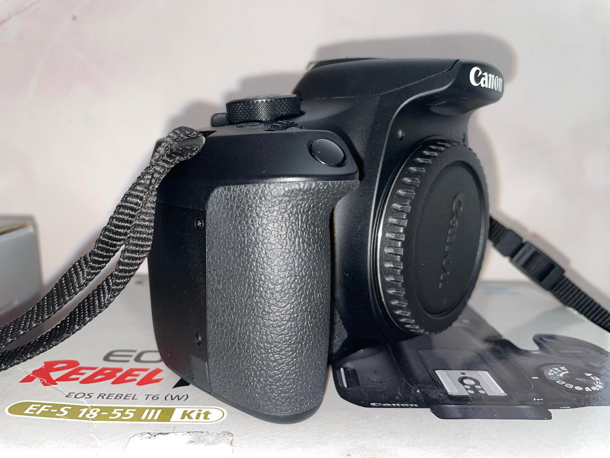 Canon EOS REBEL T6 584c1592-0ee0-43cf-a60e-c61f5b37fab3