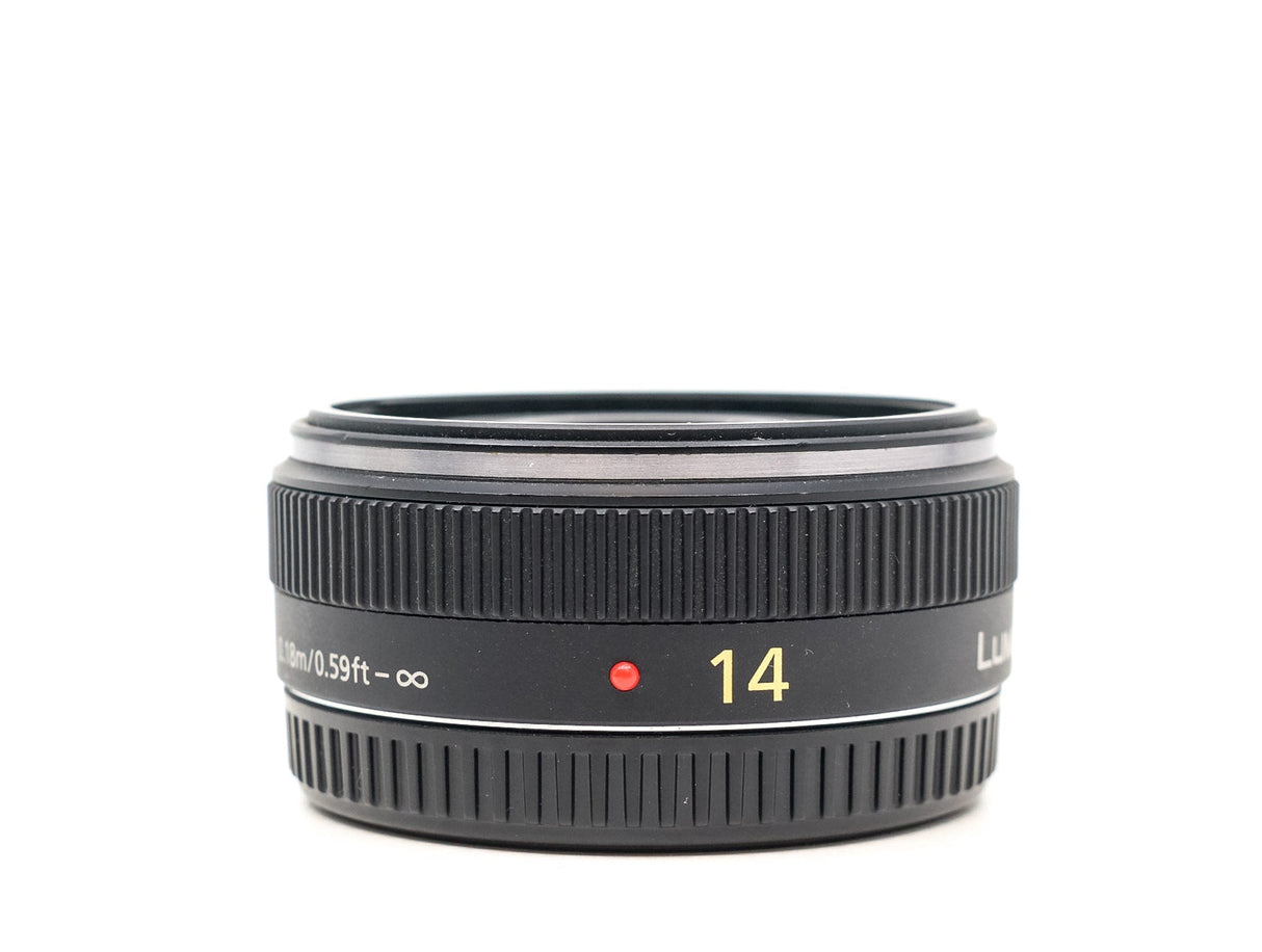 Panasonic Lumix G 14mm f/2.5 - segunda mano - excelente estado - foto principal - SKU 3784336 - Camera Market