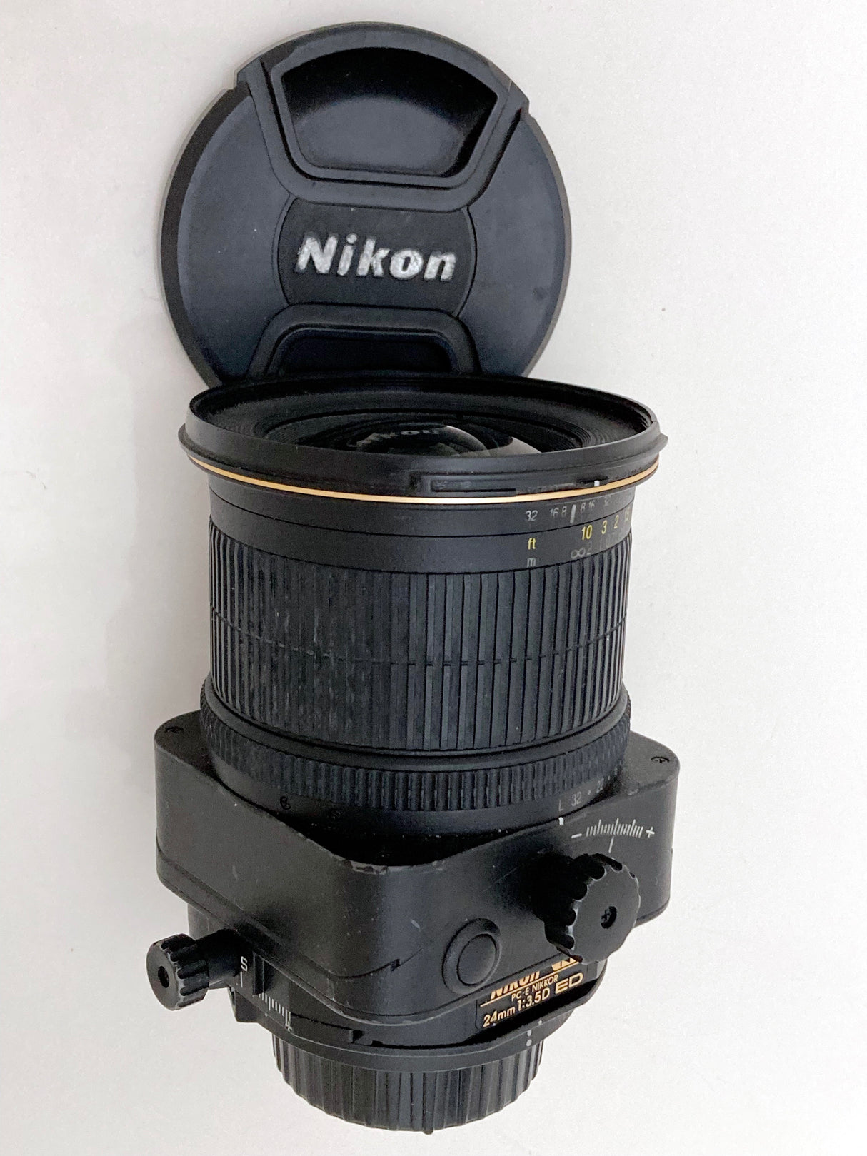 nikonObjetivo PC-E Nikkor82e23a55-d3c7-40d6-8648-531657868af8