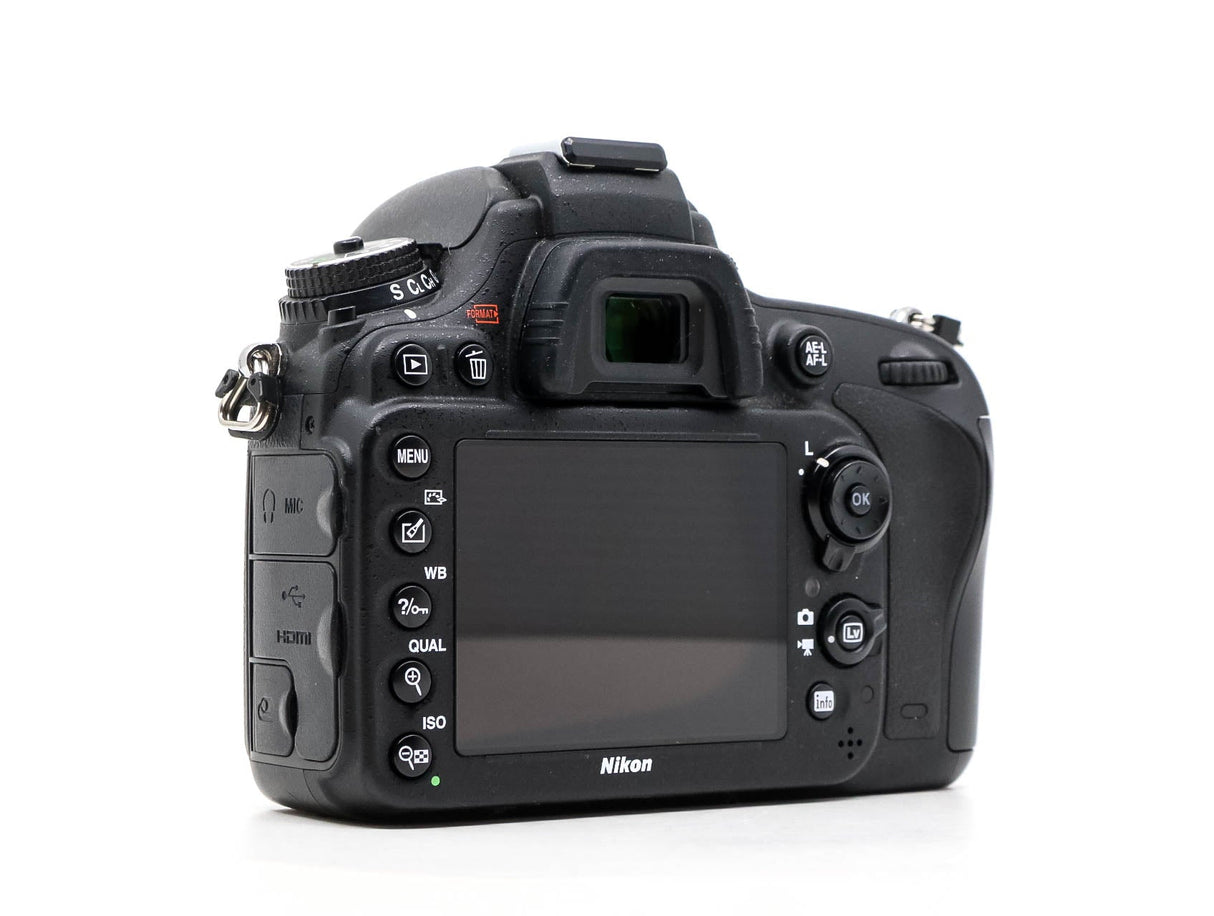 Nikon D610 - segunda mano - excelente estado - detalle 4 de 4 - SKU 3790919 - Camera Market