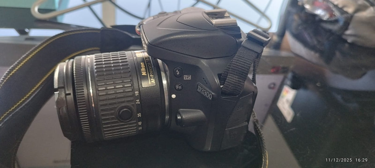 NIKOND330069d6d6e0-4210-4007-b799-7d2c0d880840