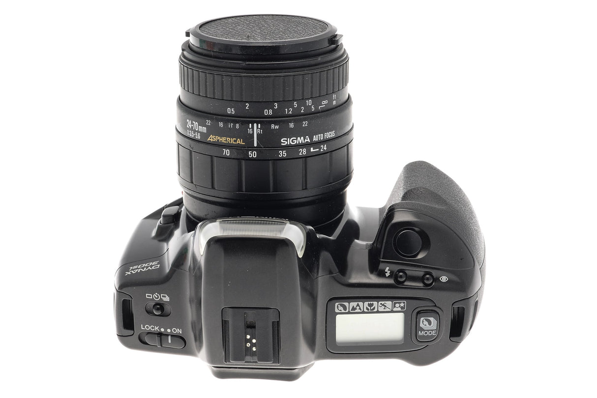 Minolta Dynax 300si + 24-70mm f3.5-5.6 AF asferico