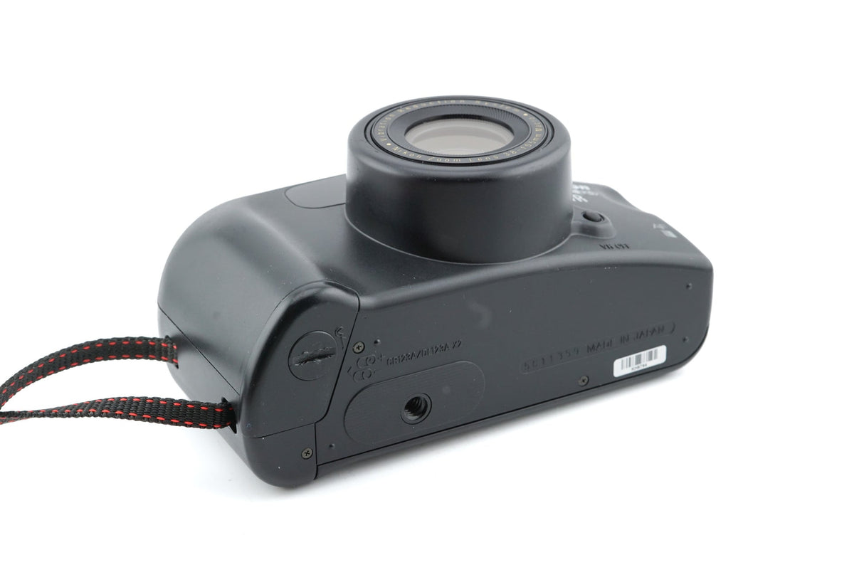 Nikon Zoom 700 VR 