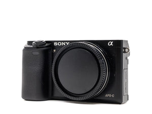 Sony Alpha A6000 - segunda mano - excelente estado - foto principal - SKU 3790417 - Camera Market