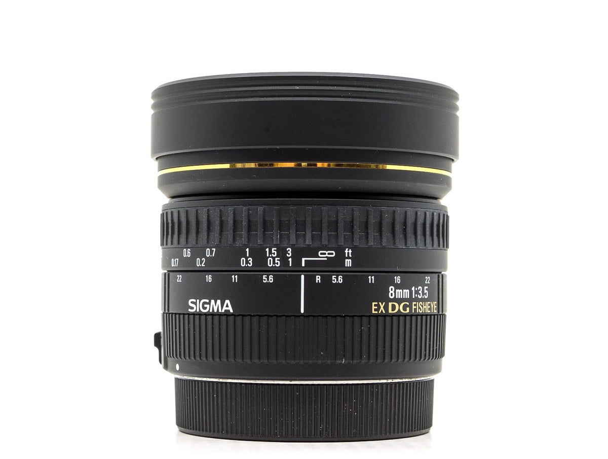 Sigma 8mm f/3.5 EX DG Fisheye - Canon EF Fit · imagen principal