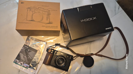 FujifilmX100Vib96e4597-f7e5-4dde-a79e-e692c8696e1f