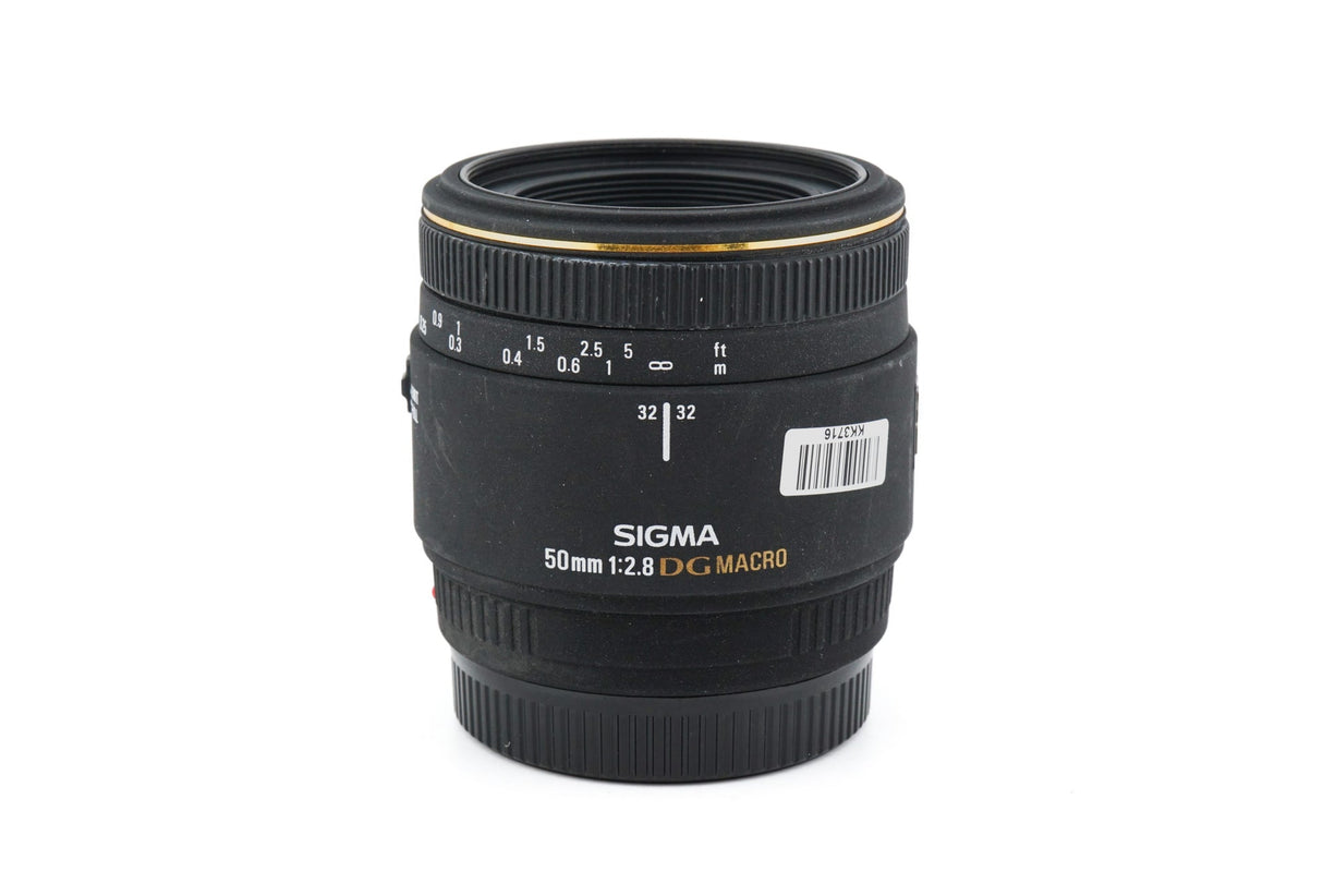 Sigma 50mm f2.8 EX DG Macro 
