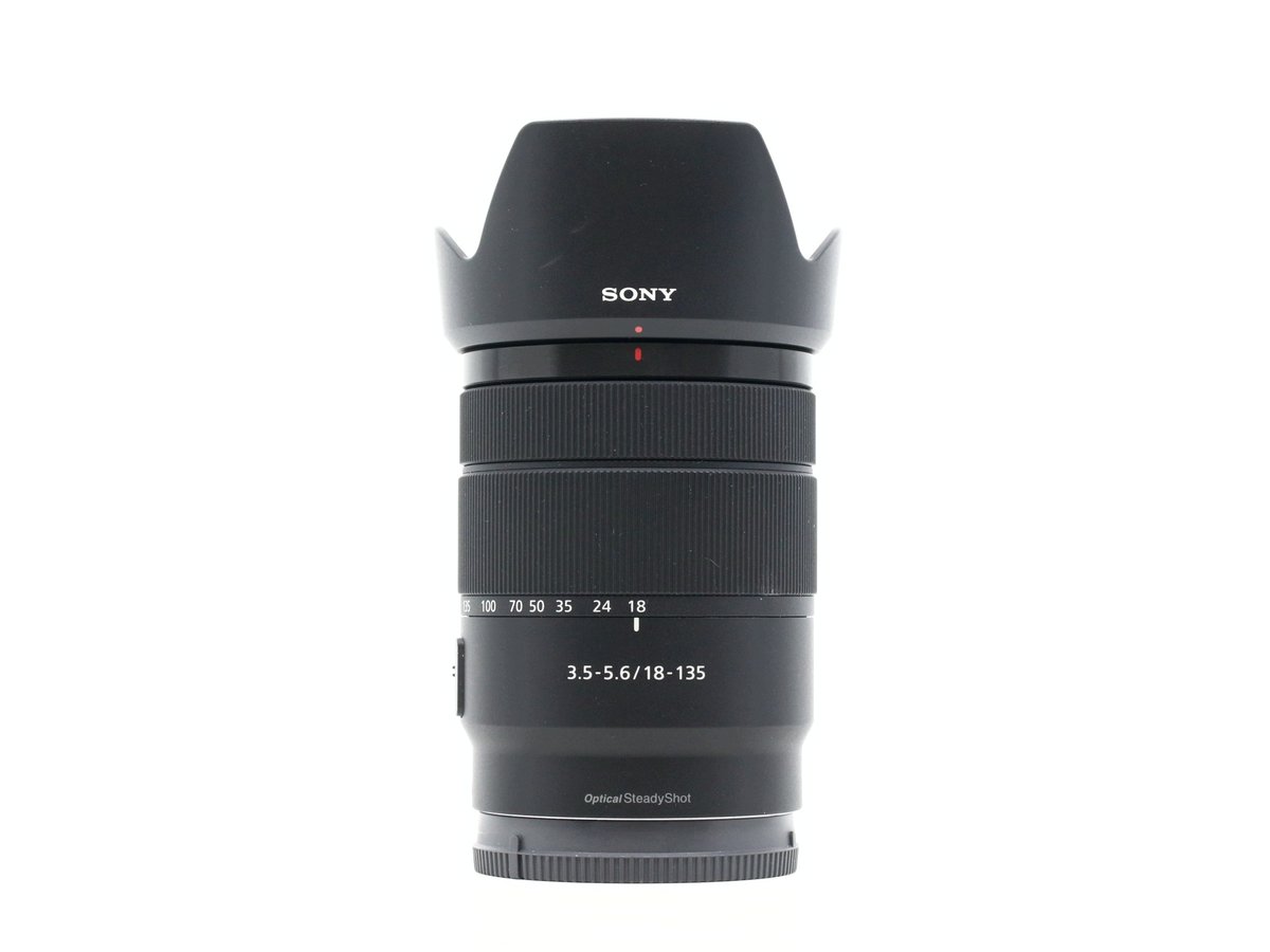 Sony E 18-135mm f/3.5-5.6 OSS · imagen principal
