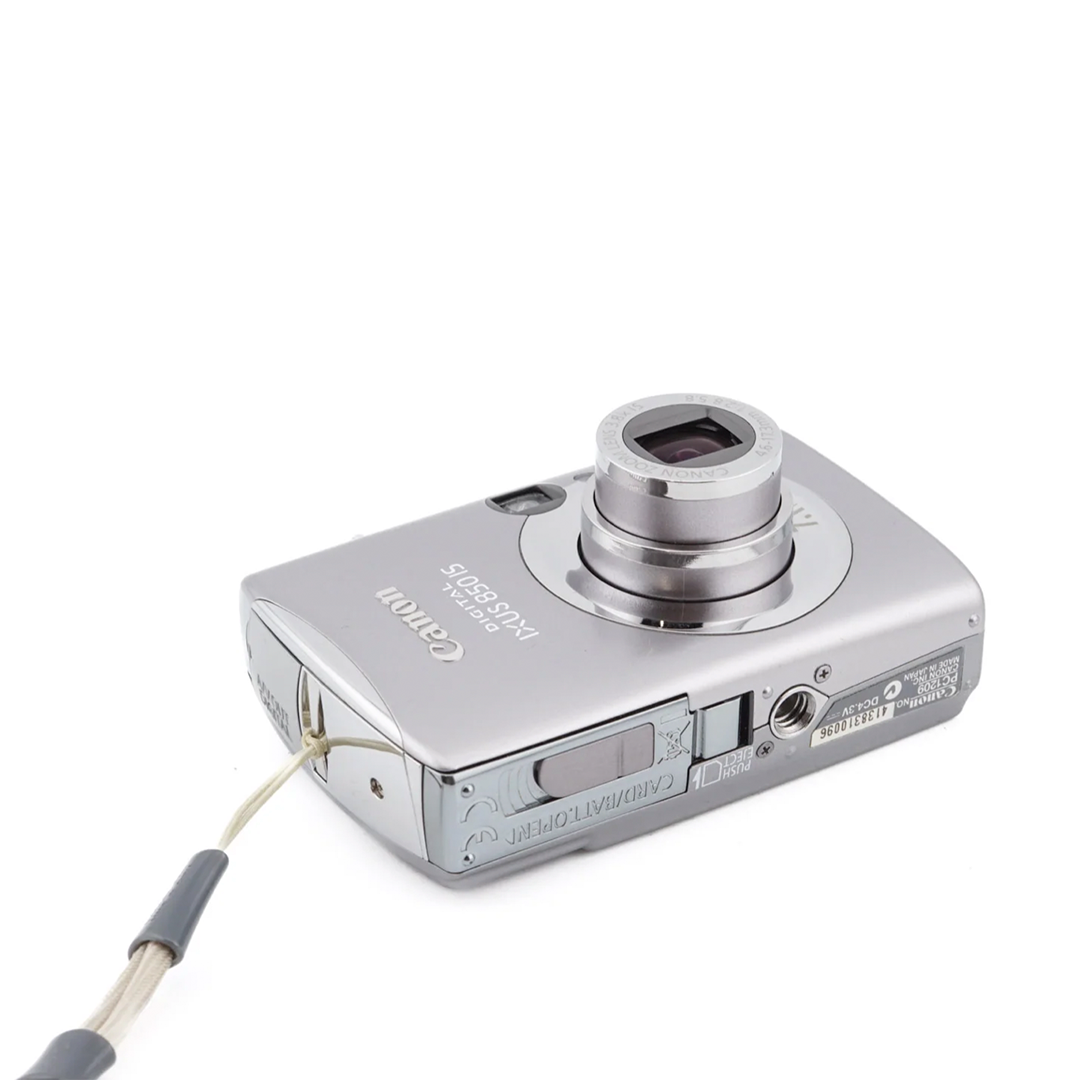 Canon IXUS 850 IS - Vintage Digital Camera 