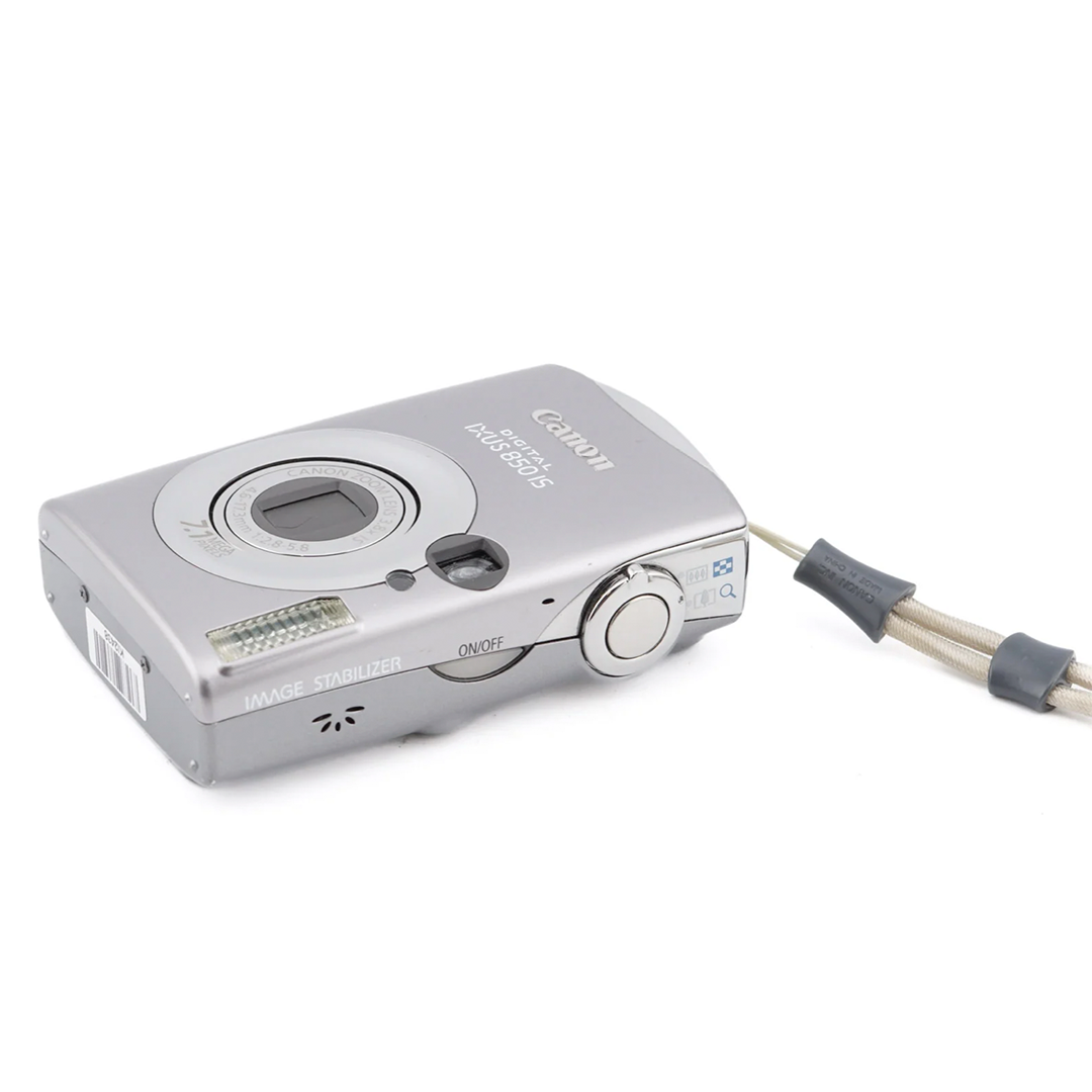 Canon IXUS 850 IS - Vintage Digital Camera 