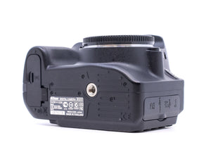 Nikon D3200 - segunda mano - excelente estado - detalle 2 de 4 - SKU 3784454 - Camera Market