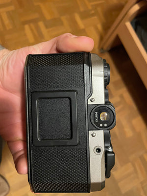 Pentax Pentax 177b6dcdd1-ed28-4bcb-aec0-13865d0b8f74