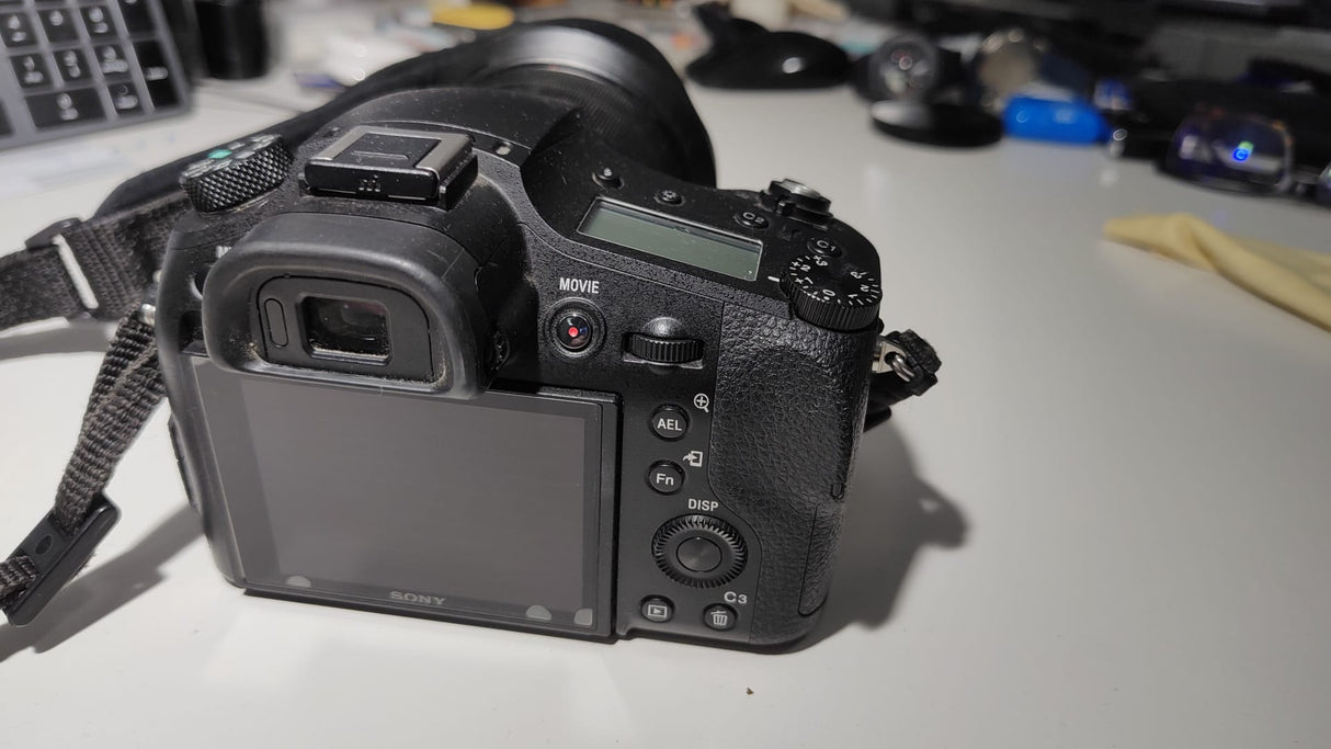 SONY DSC-RX10M4SONY DSC-RX10M423dcd141-87cb-4f68-bb15-78ae53eba168