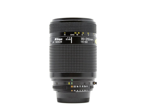 Nikon AF Nikkor 70-210mm f/4-5.6 - segunda mano - excelente estado - foto principal - SKU 3778496 - Camera Market