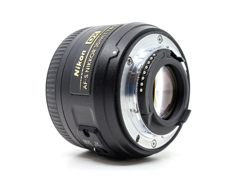 Nikon AF-S DX Nikkor 35mm f/1.8G - segunda mano - excelente estado - detalle 3 de 3 - SKU 3792023 - Camera Market