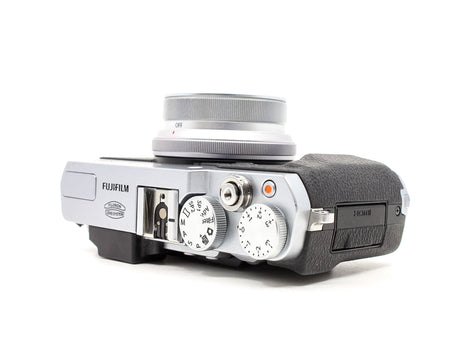 Fujifilm X30 - segunda mano - excelente estado - detalle 3 de 4 - SKU 3787834 - Camera Market