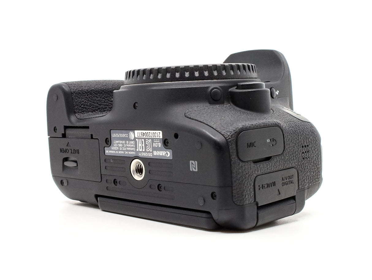 Canon EOS 750D 