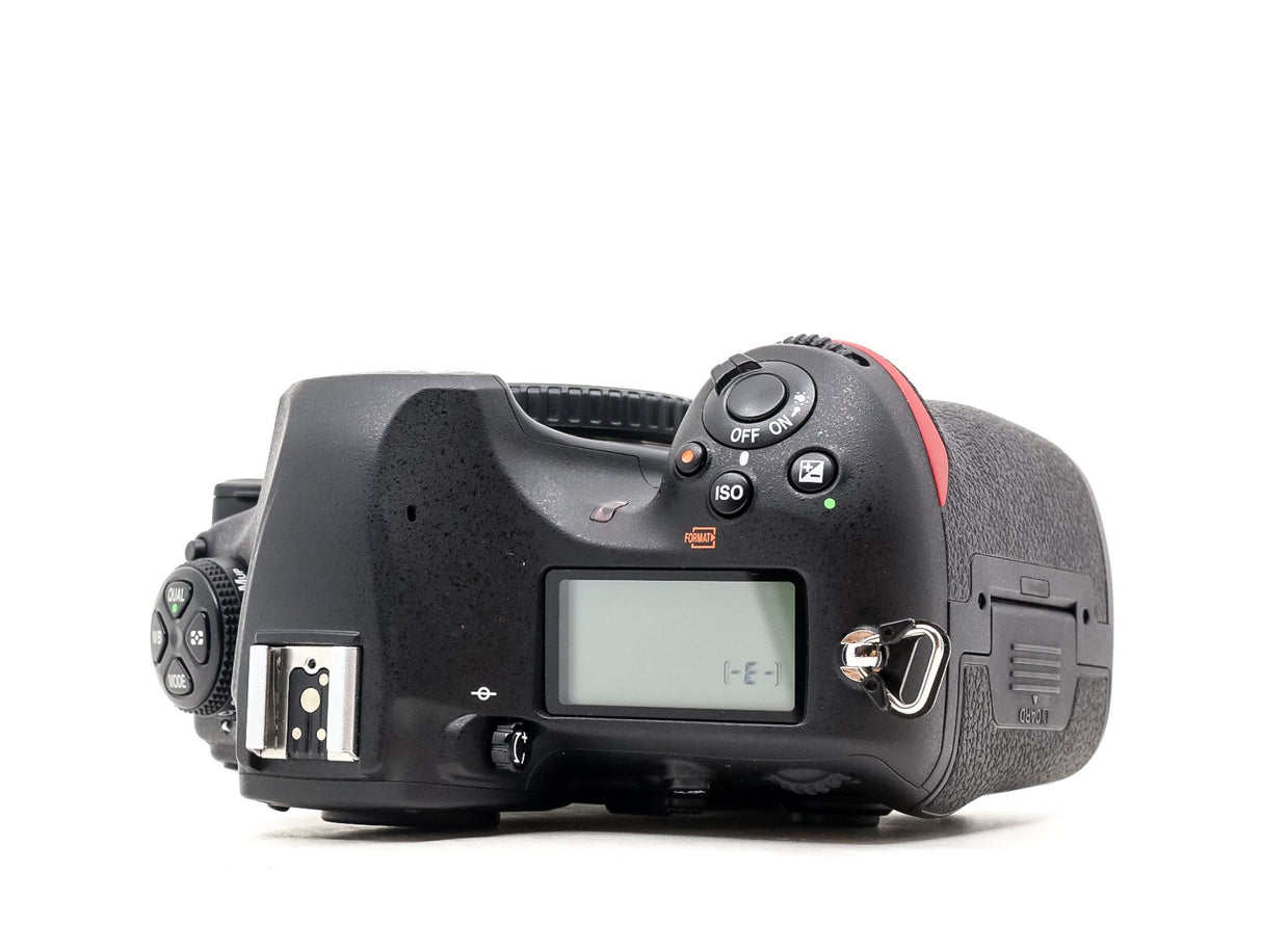 Nikon D850 - segunda mano - excelente estado - detalle 3 de 4 - SKU 3714666 - Camera Market