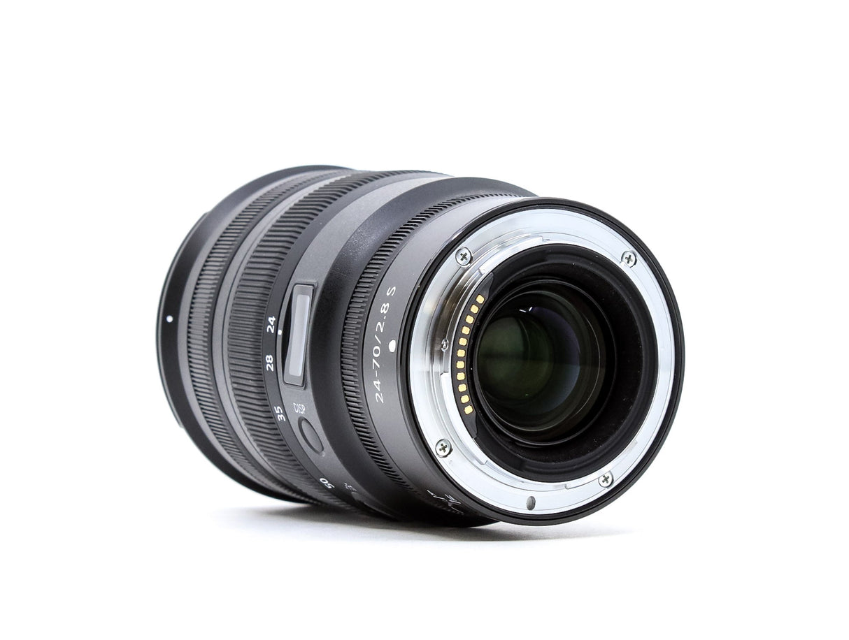Nikon Nikkor Z 24-70mm f/2.8 S - segunda mano - excelente estado - detalle 3 de 3 - SKU 3671988 - Camera Market