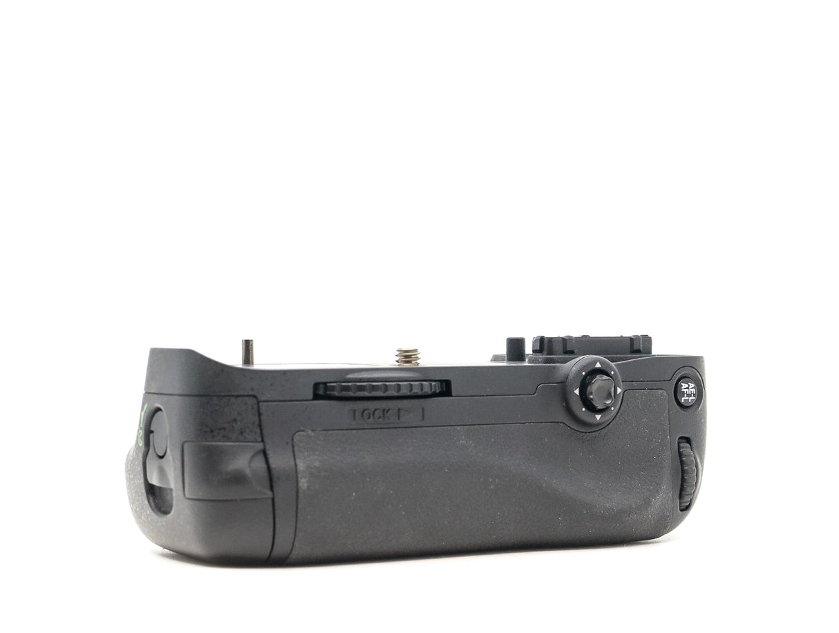 Nikon MB-D14 Battery Grip - segunda mano - excelente estado - detalle 2 de 4 - SKU 3790920 - Camera Market