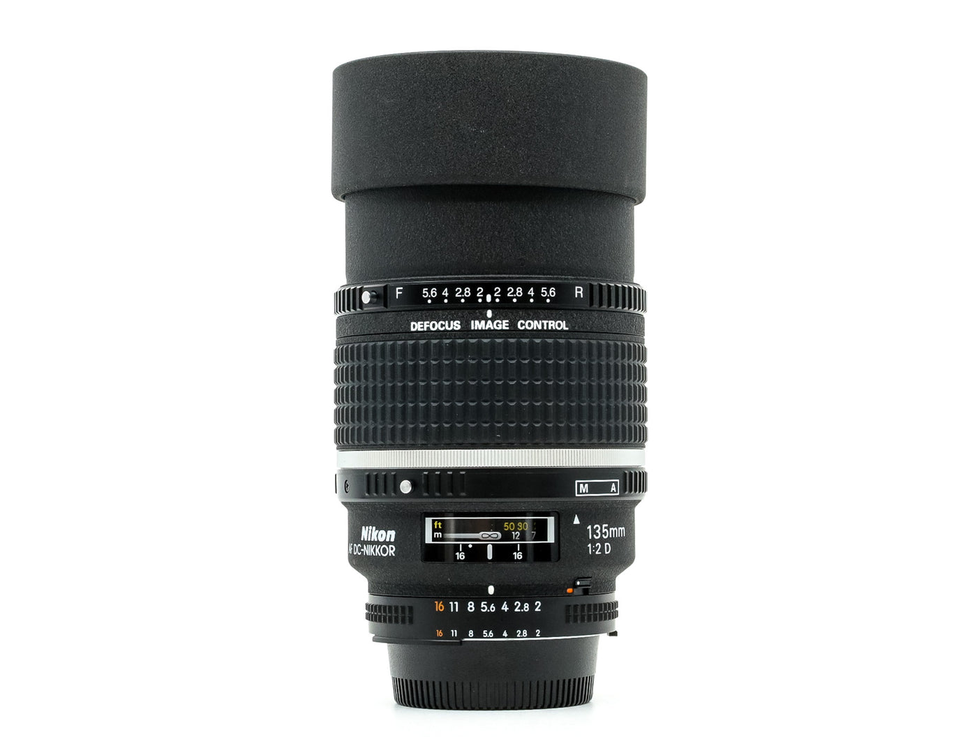 Nikon AF DC Nikkor 135mm f/2D · imagen principal