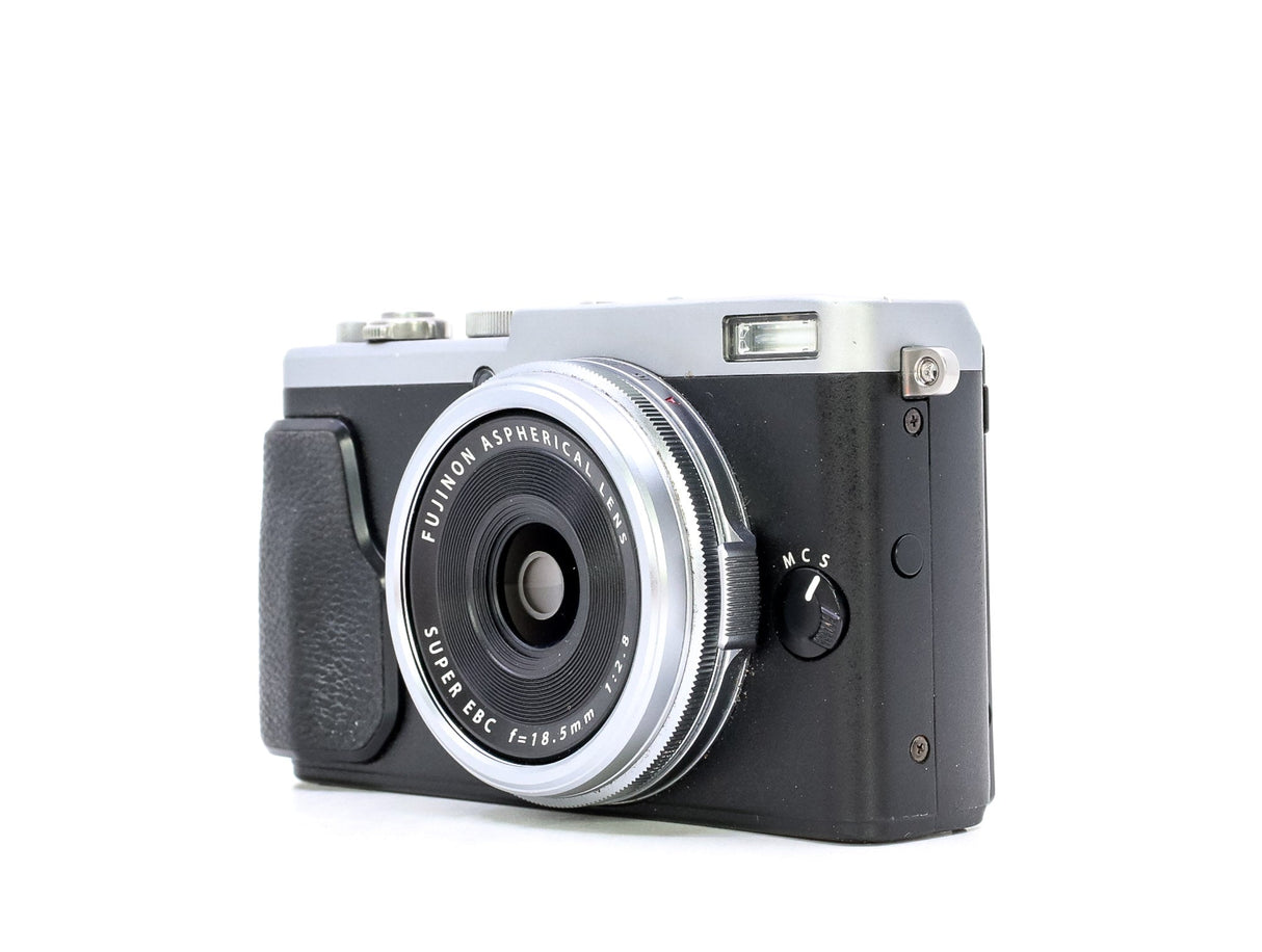 Fujifilm X70 - segunda mano - excelente estado - foto principal - SKU 3672375 - Camera Market