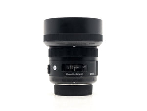 Sigma 30mm f/1.4 DC HSM ART - Nikon Fit - segunda mano - excelente estado - foto principal - SKU 3772299 - Camera Market