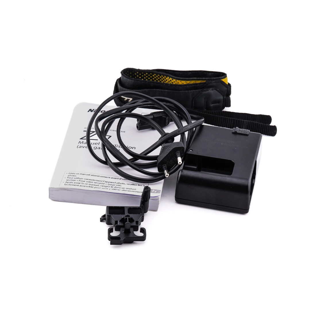 Nikon Z7 - Mirrorless Digital Camera