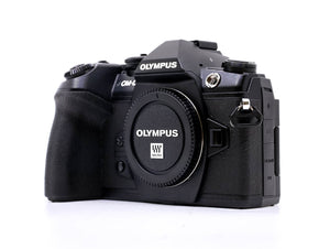 Olympus OM-D E-M1 Mark II - segunda mano - excelente estado - foto principal - SKU 3690907 - Camera Market