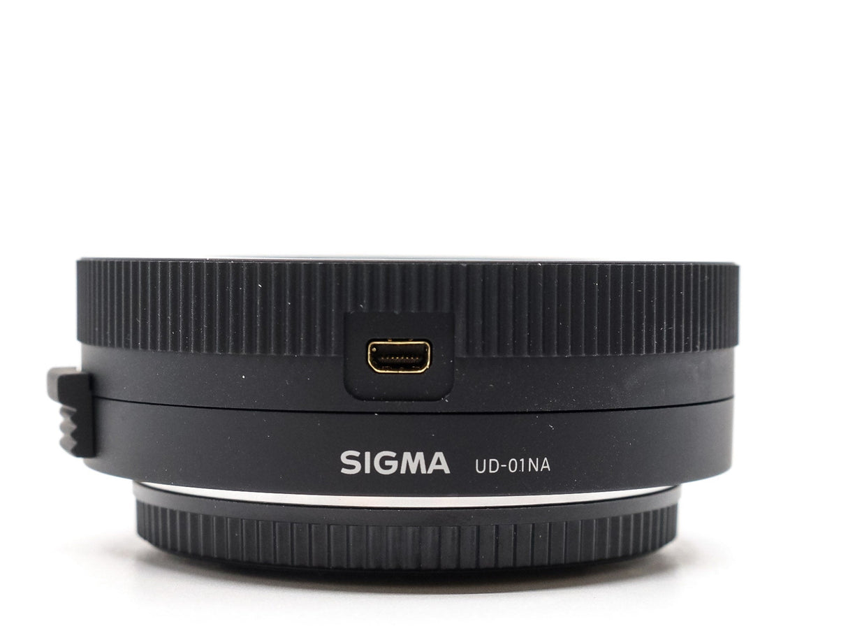 Sigma USB Dock - Nikon Fit - segunda mano - excelente estado - foto principal - SKU 3721450 - Camera Market