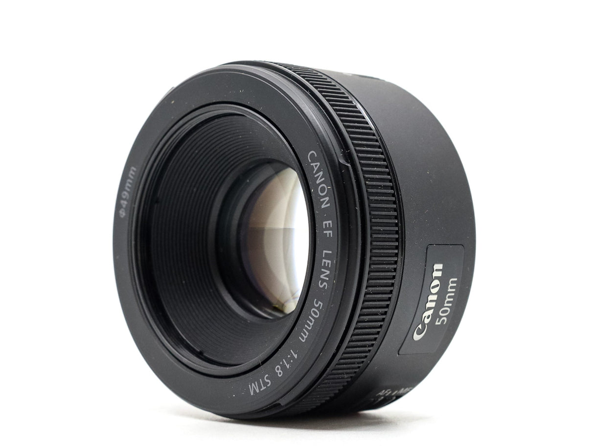 Canon EF 50mm f/1.8 STM - segunda mano - excelente estado - detalle 2 de 3 - SKU 3732460 - Camera Market