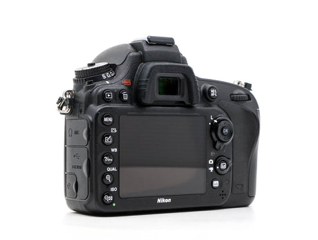 Nikon D610 - segunda mano - excelente estado - detalle 4 de 4 - SKU 3790919 - Camera Market