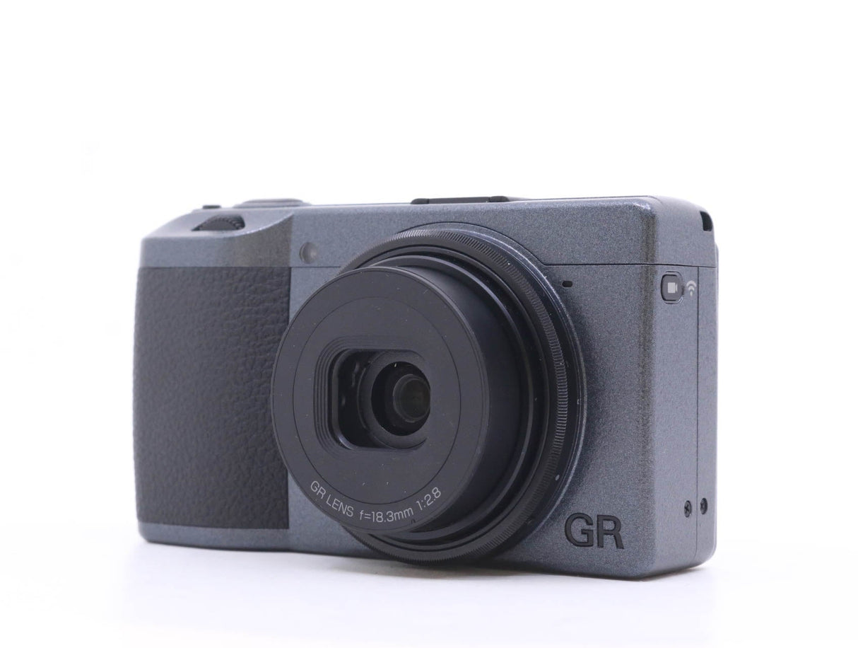 Ricoh GR III - segunda mano - excelente estado - foto principal - SKU 3790407 - Camera Market