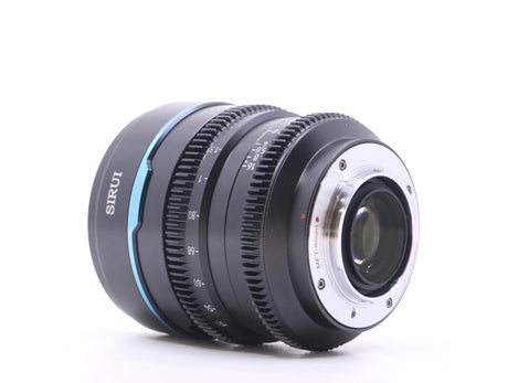 Sirui 24mm T1.2 Nightwalker - Micro Four Thirds Fit - segunda mano - excelente estado - detalle 3 de 3 - SKU 3784265 - Camera