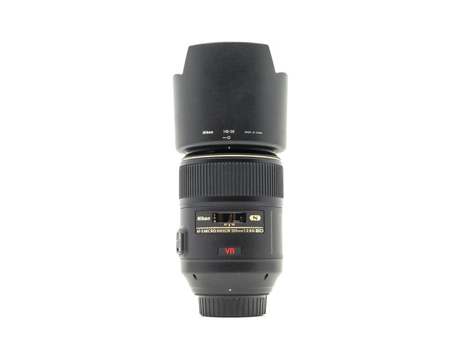 Nikon AF-S Micro Nikkor 105mm f/2.8G IF-ED VR - segunda mano - excelente estado - foto principal - SKU 3784556 - Camera Marke