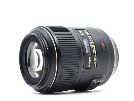 Nikon AF-S Micro Nikkor 105mm f/2.8G IF-ED VR - segunda mano - excelente estado - detalle 2 de 3 - SKU 3784556 - Camera Marke