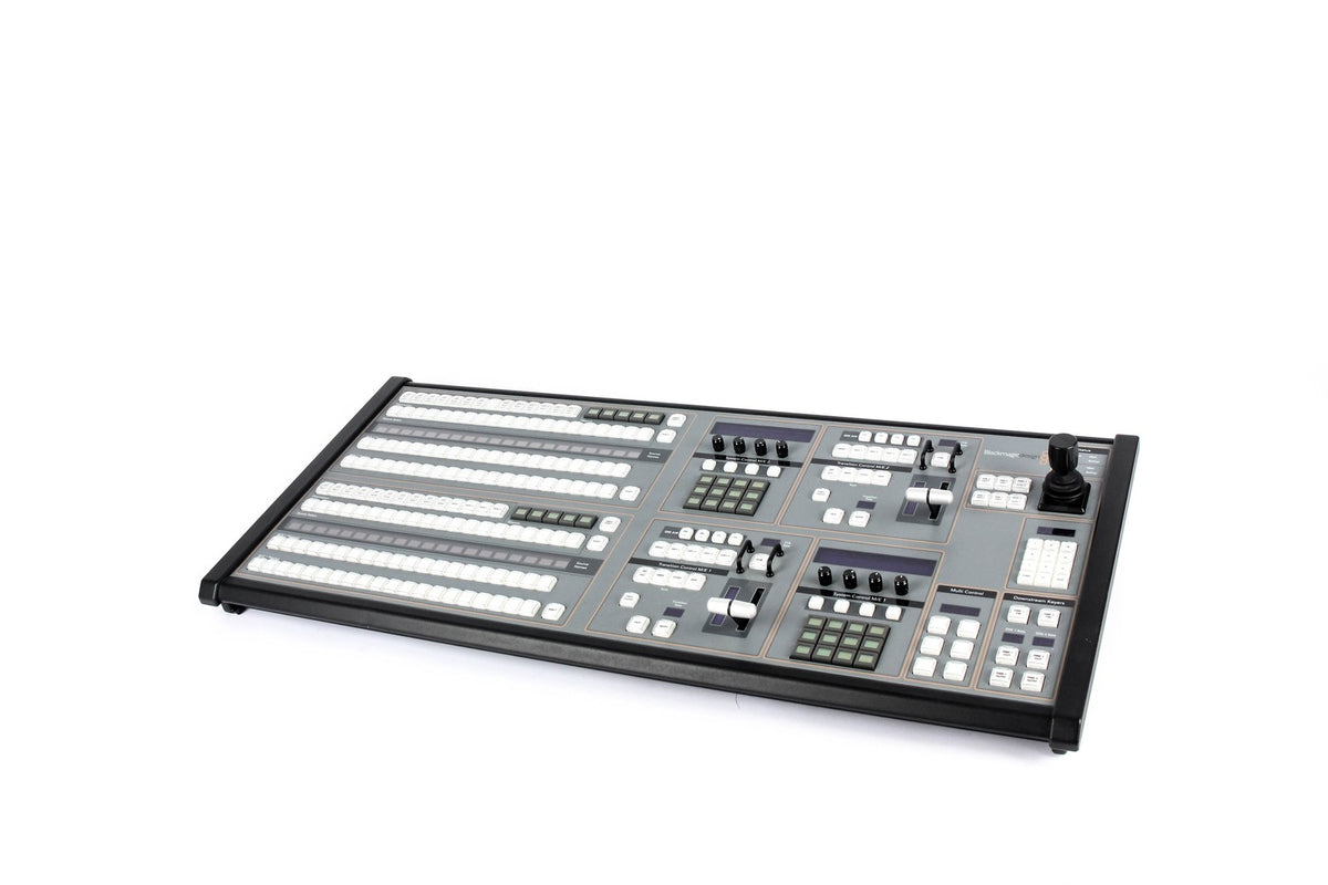 Blackmagic Design ATEM 2 M/E Broadcast Panel · imagen principal