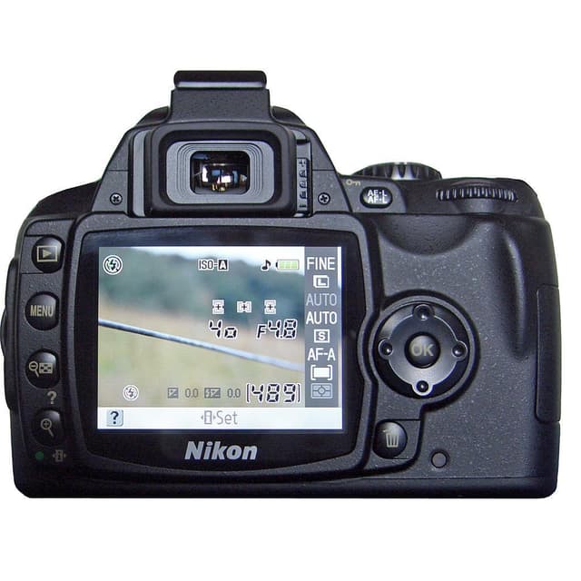 D40 SLR - Black + Nikon AF-S DX Nikkor 18-55mm f/3.5-5.6G ED II f/3.5-5.6  · main image