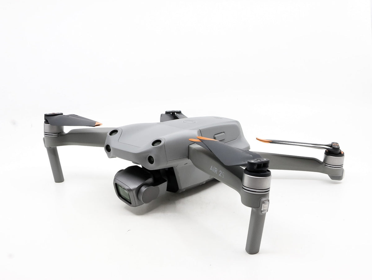 DJI Air 2S with RC-N1 Controller · imagen principal
