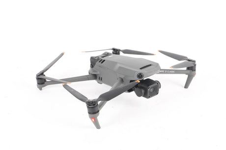 DJI Mavic 3 Pro Fly More Combo