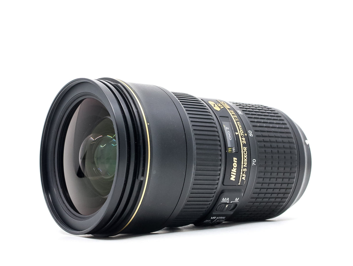 Nikon AF-S Nikkor 24-70mm f/2.8E ED VR - segunda mano - excelente estado - detalle 2 de 4 - SKU 3714665 - Camera Market