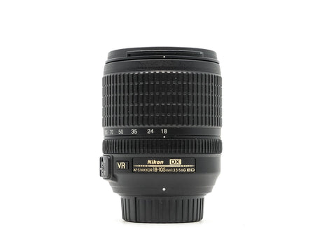 Nikon AF-S DX Nikkor 18-105mm f/3.5-5.6G ED VR - segunda mano - excelente estado - detalle 5 de 6 - SKU 3797269 - Camera Mark